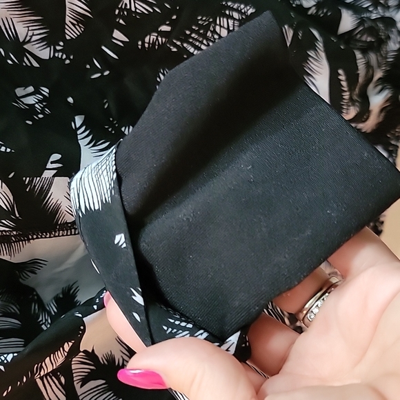 Fabletics Black White  Palm Print Jacket Sz Large - Picture 8 of 10